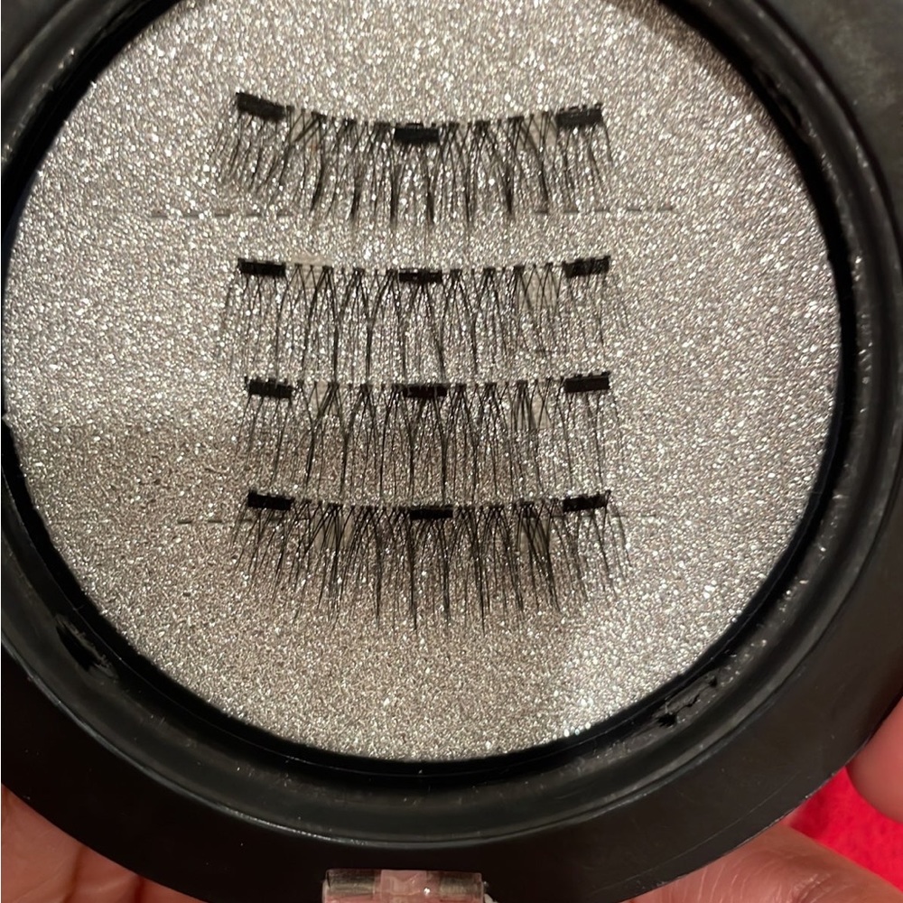 Celine eyelashes